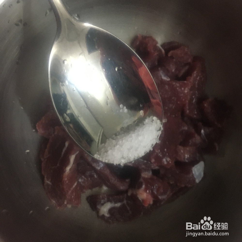 牛肉炒白菜的家常做法