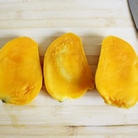 芒果丸子的做法步骤​