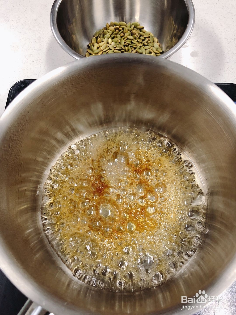 好吃不腻的开心果南瓜仁巧克力