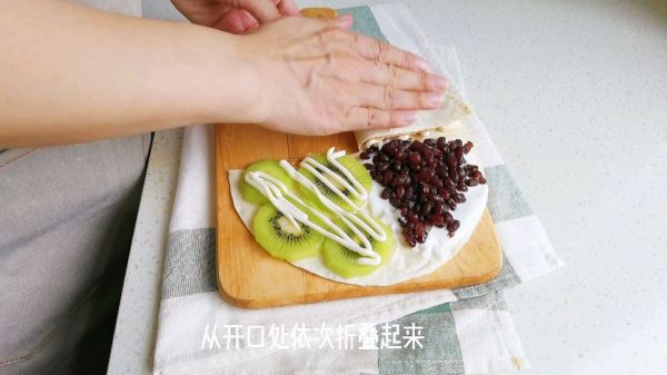 甜沙拉水果三明治