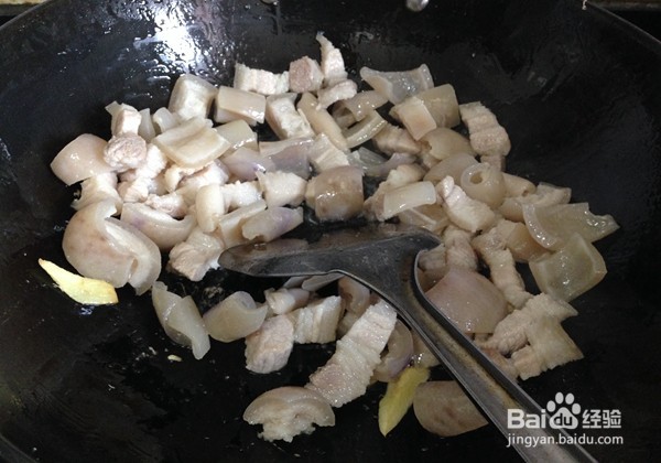 土豆豆角炖五花肉的做法