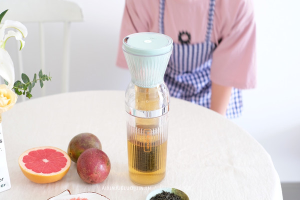 冷萃百香果西柚乌龙茶