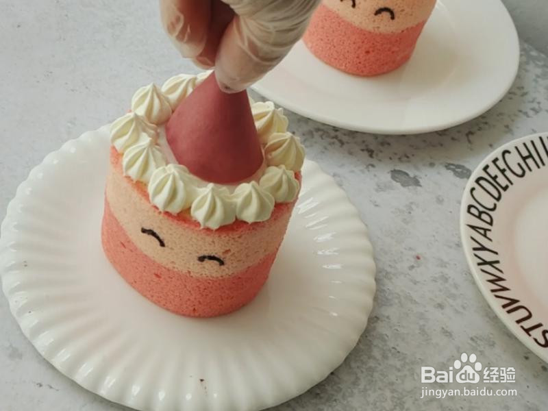 可可爱爱蛋糕卷的做法