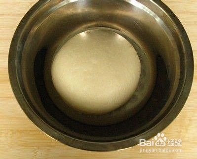 如何做全麦罗勒面包