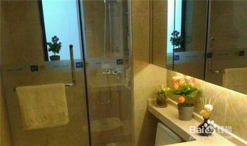 怎样才能清除厕所里的异味呢？