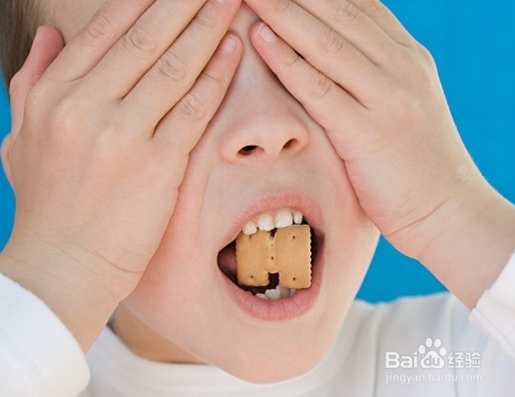 孩子吃饼干的注意事项