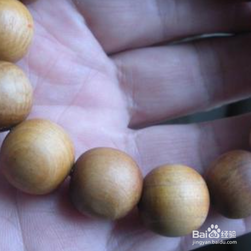 山桃核手串怎么养红