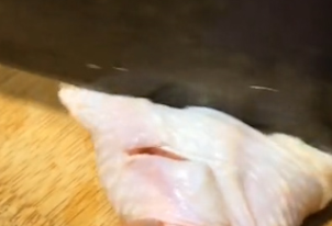 家常电饭煲鸡腿的做法