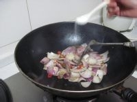 洋葱炒鸡蛋的做法