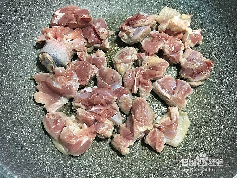 如何做辣酱烧去骨鸡腿