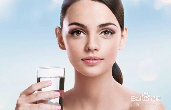 给脸擦霜的时候.擦到嘴唇上怎么办