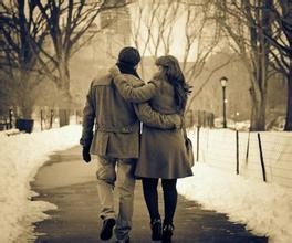 如何追女生：和喜欢的女生没话说怎么办！！！