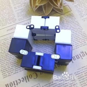 无限魔方贴纸怎么贴