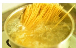 怎样制作香辣茄汁意面