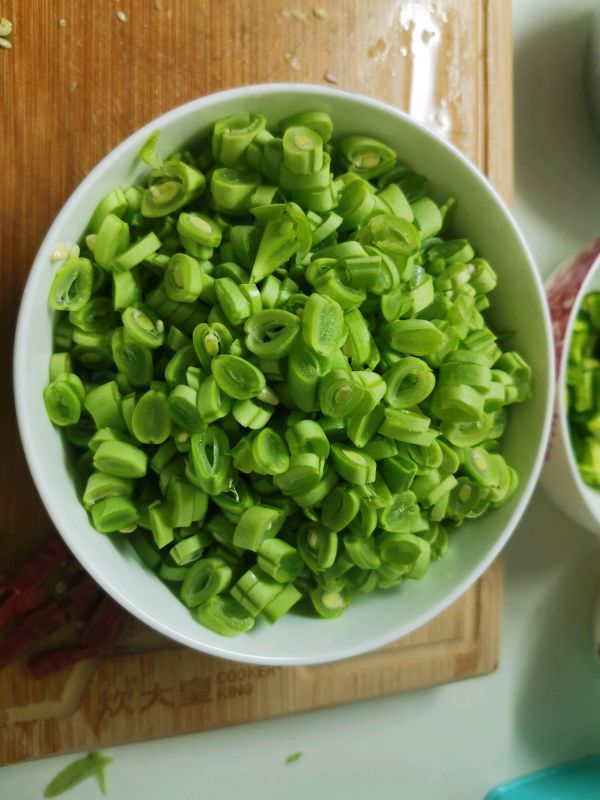 榄菜肉末四季豆