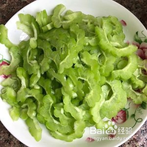 养生食补苦瓜炒豆豉的做法