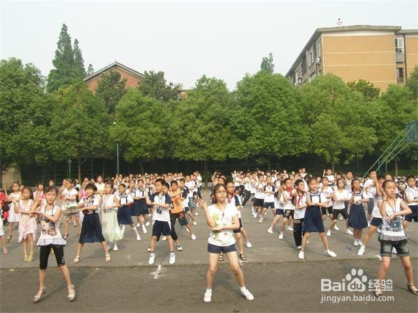 中专班主任怎么样管理好班级？