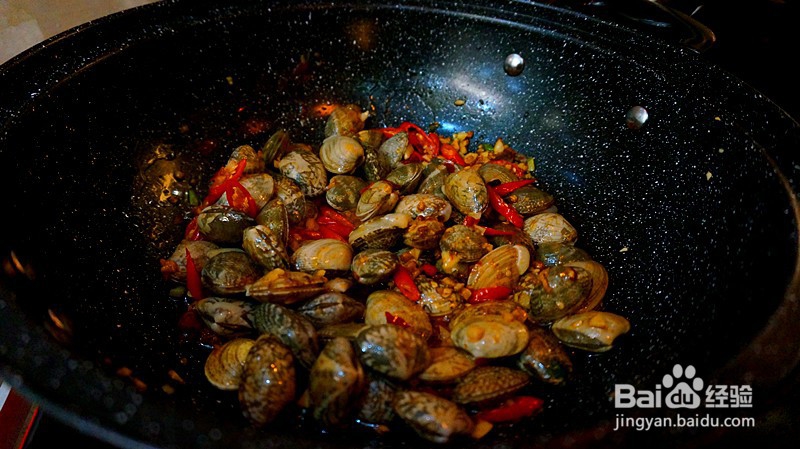 怎么做酱爆花蛤