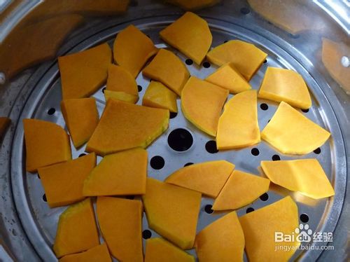 【简单制作的花样饼大全】双色南瓜薄饼