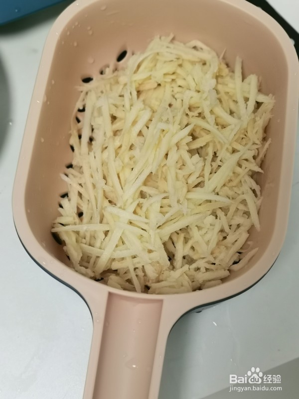 凉拌藕丝的做法