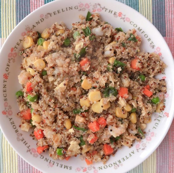 藜麦虾仁时蔬炒饭