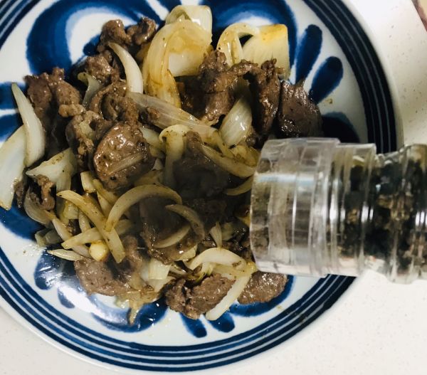 黑椒牛肉爆洋葱