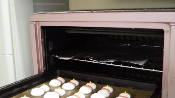 小雪人瑞士蛋白糖