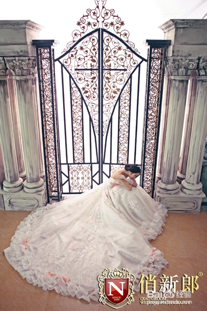 如何根据新娘手型选择钻戒