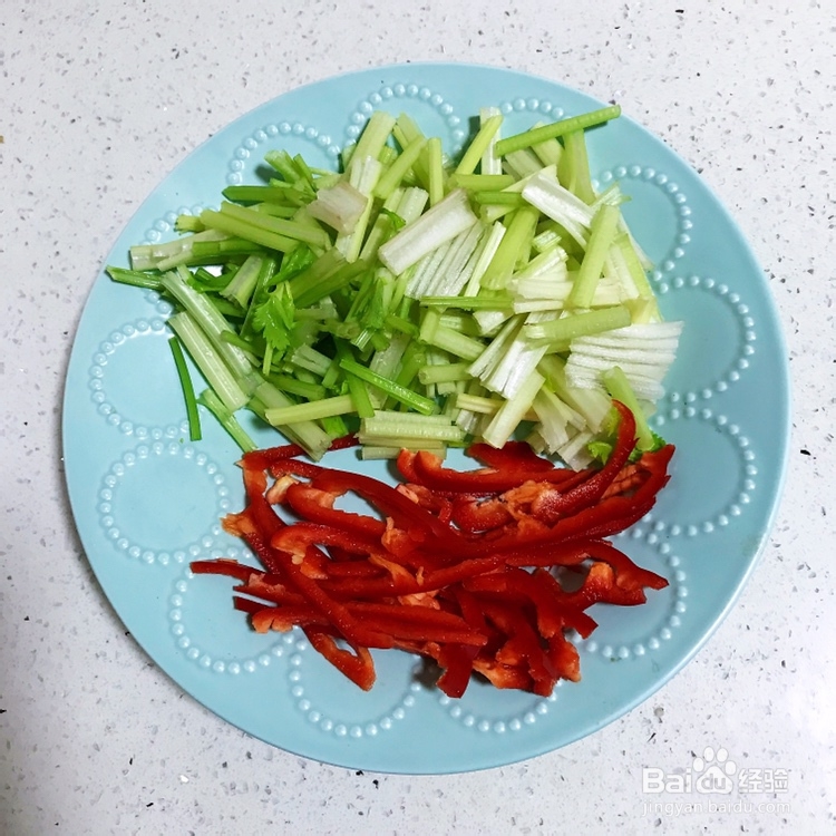适合懒人做的香干炒芹菜