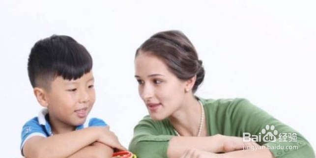 你的那些行为会让自己的孩子注意力不集中