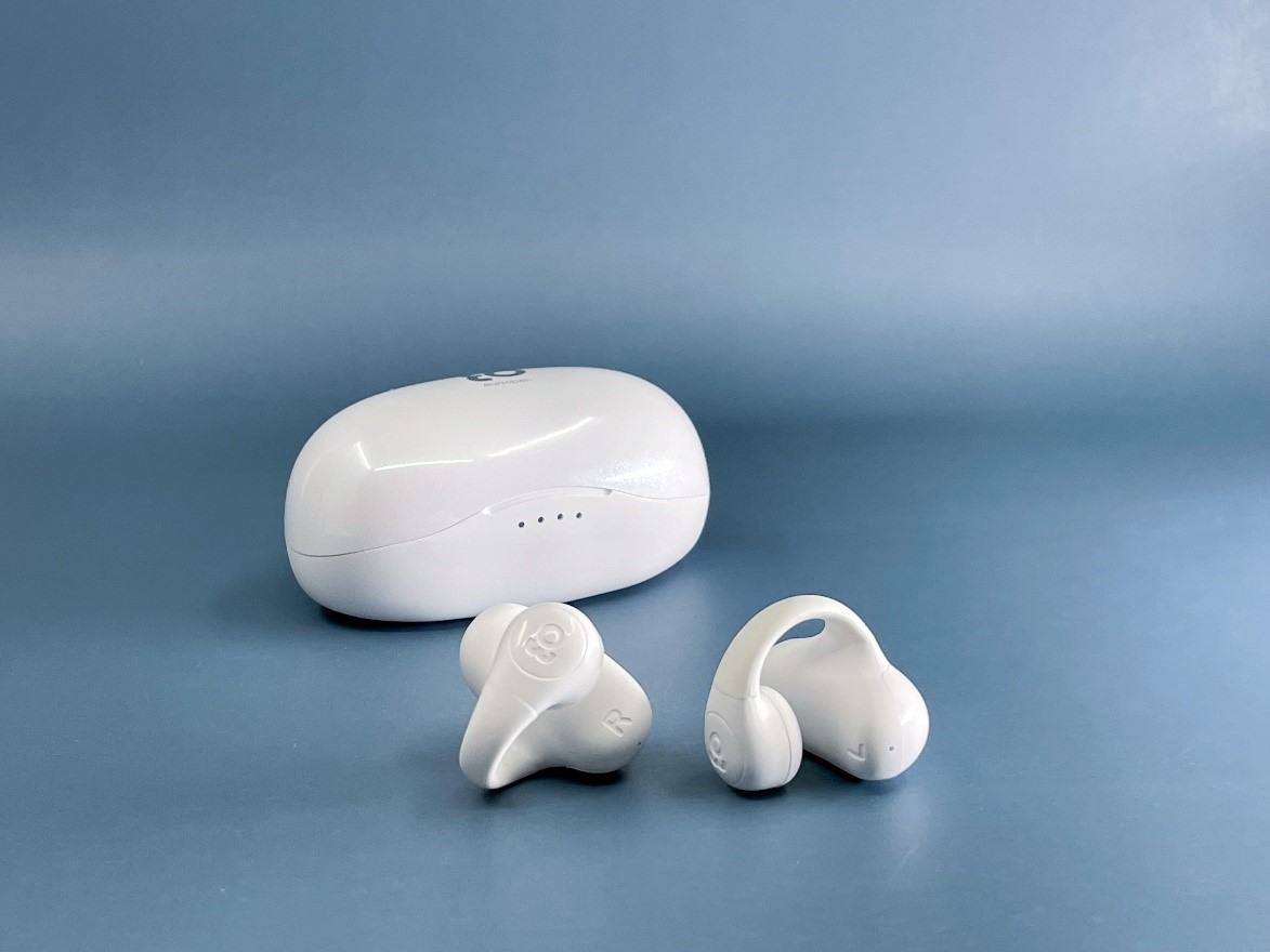 看看索尼LinkBuds、骨聆SS900和ambie三款开放式耳机中，你会中意哪一款？