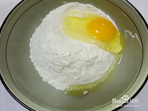 葱花鸡蛋：饼配上小菜，米粥，营养又简单的早餐