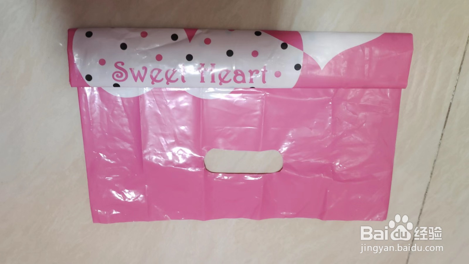 如何将乱糟糟的塑料袋利用起来?