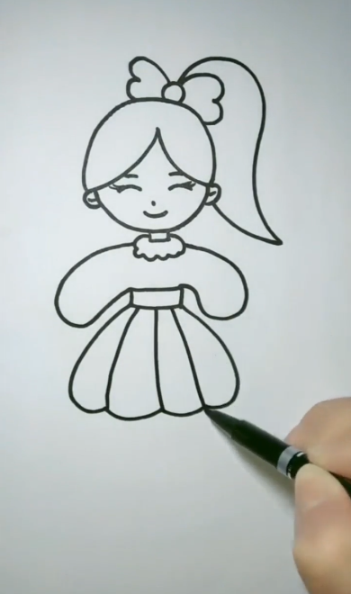 马尾辫小女孩儿怎么画
