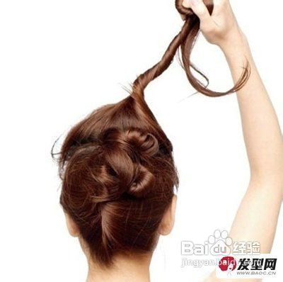 DIY柔美大气韩式盘发发型