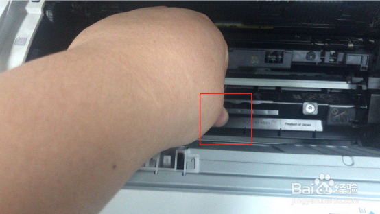 HP LaserJet M132 打印内容歪斜