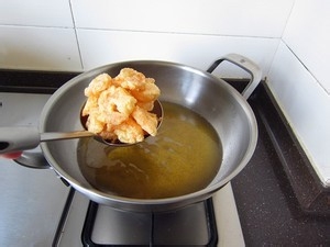 软炸虾仁的做法