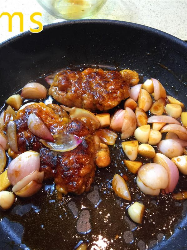 葱香黑胡椒鸡腿