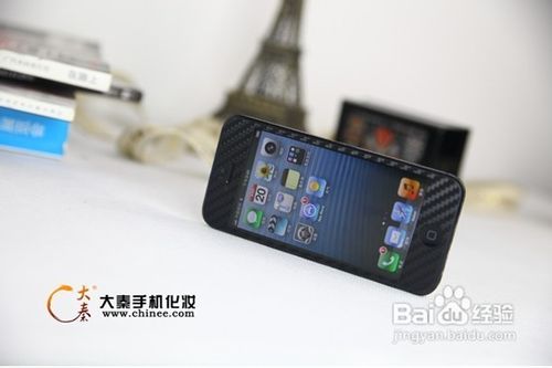 iPhone 5个性贴皮制作方法