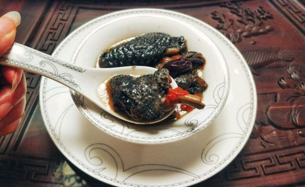 红枣枸杞桂圆乌鸡汤