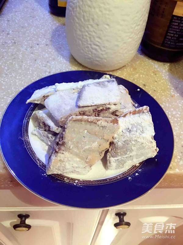 酥脆刀鱼的做法