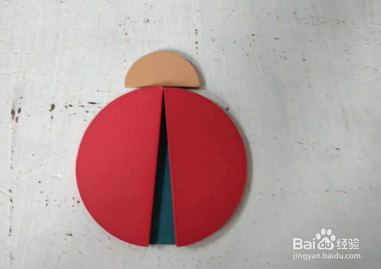 用智力拼板怎样拼一个金龟子?