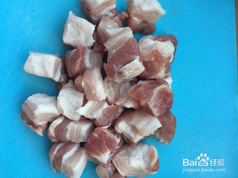 红烧肉烧土豆的做法