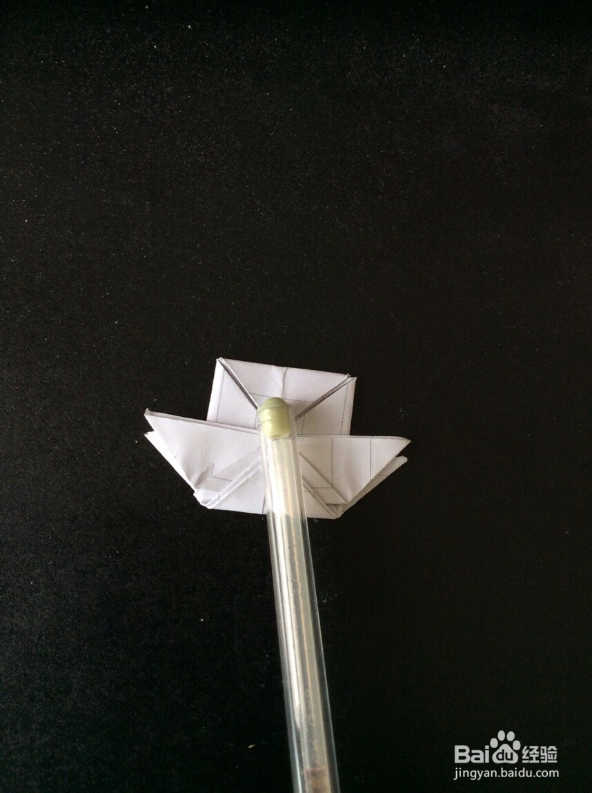 怎样折带翅膀的气球？