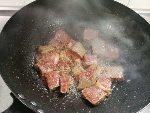 黑椒杏鲍菇牛肉粒