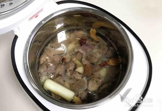 怎么做番茄土豆牛腩汤