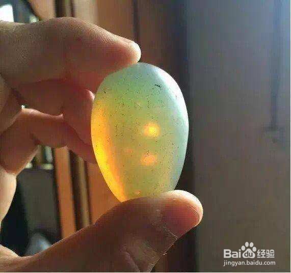 如何辨别鸡蛋是否新鲜