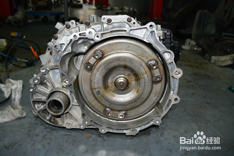 吉普自由光,显示维修变速器,故障灯