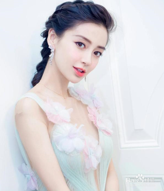 Angelababy回应天价片酬,一切以作品质量为主