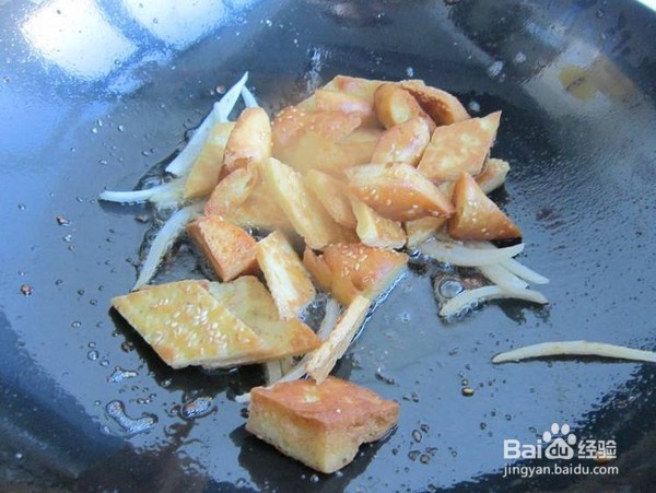 椒香风味馕羊排的做法